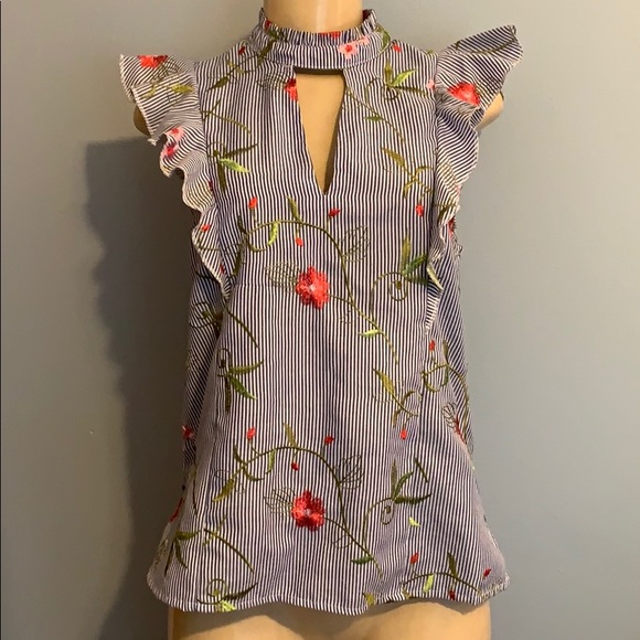 BCBGeneration Embroidered Ruffle Top - Picture 2 of 7